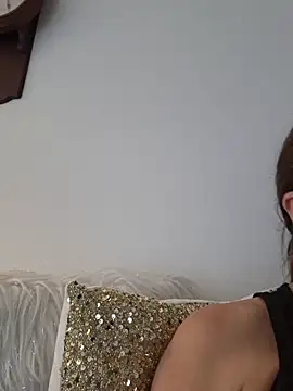 karina warthon online show from May 4, 10:17 pm