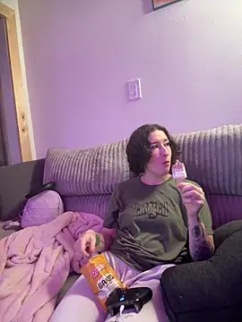 ParkerGYATT online show from March 26, 10:26 pm