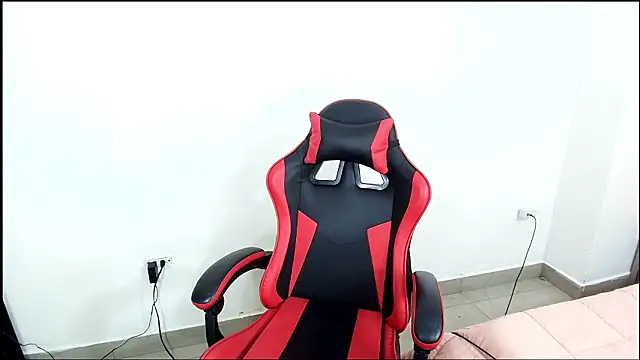 Snapshot of sexy_melany_xxx chatting on March 6, 3:36 am sexy melany xxx online show from March 6, 3:36 am