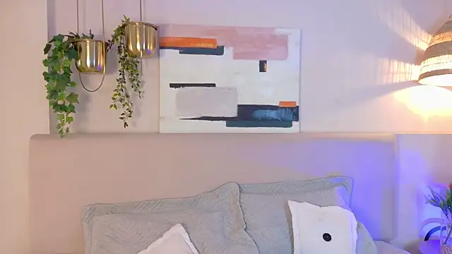 AbieHills online show from November 12, 11:43 am