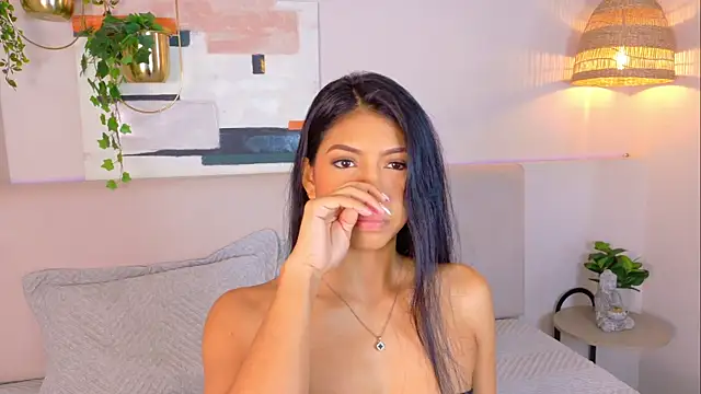 AbieHills online show from April 26, 1:31 pm