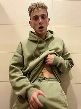 verici34 online show from November 29, 8:17 am