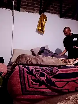 KMbesxxx online show from October 18, 9:26 pm