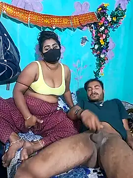 Snapshot of SEXY-CHAHAT chatting on February 10, 2:37 pm SEXY-CHAHAT online show from February 10, 2:37 pm