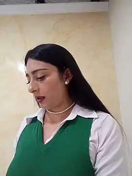 BELLA--26 online show from January 15, 5:26 pm