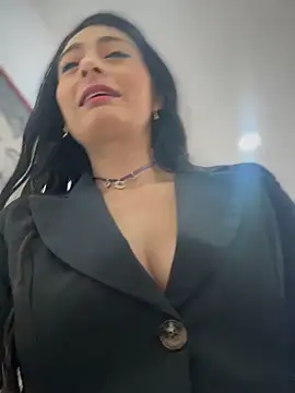 Snapshot of BELLA--26 chatting on October 30, 1:45 pm BELLA--26 online show from October 30, 1:45 pm