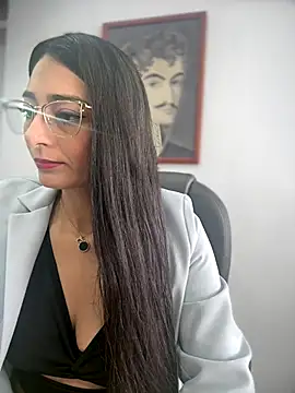 Snapshot of BELLA--26 chatting on November 3, 2:29 pm BELLA--26 online show from November 3, 2:29 pm