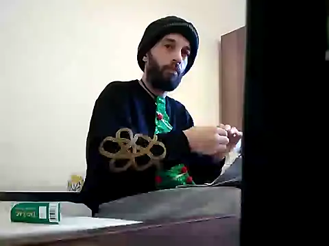 Snapshot of calacalacala chatting on January 2, 11:09 am calacalacala online show from January 2, 11:09 am