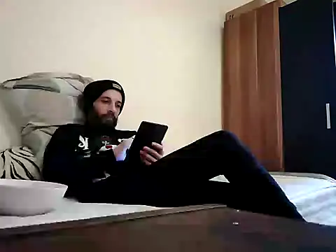 Snapshot of calacalacala chatting on January 4, 11:54 am calacalacala online show from January 4, 11:54 am
