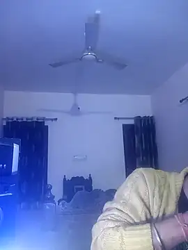 MAGNETICDADDY8 online show from January 3, 12:52 pm