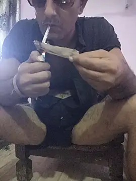 MAGNETICDADDY8 online show from October 20, 11:16 pm