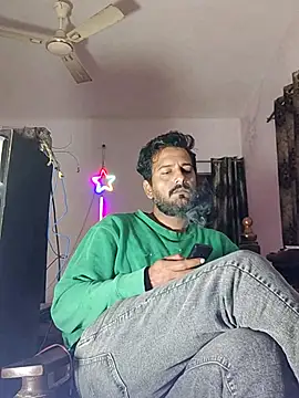 MAGNETICDADDY8 online show from December 1, 2:55 pm