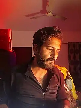 MAGNETICDADDY8 online show from December 18, 5:19 pm