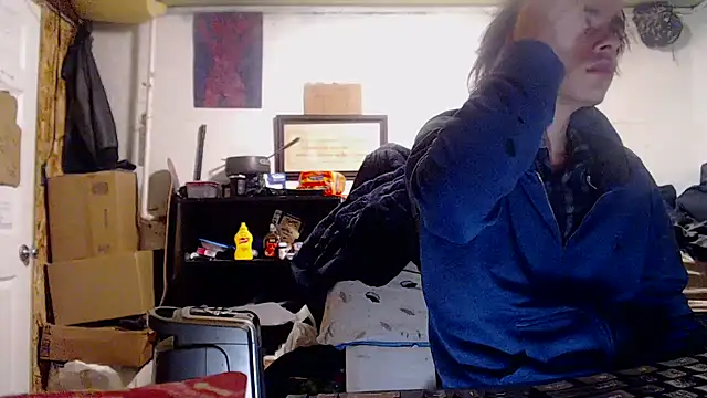 Snapshot of SadCatDaddy chatting on January 15, 10:35 pm SadCatDaddy online show from January 15, 10:35 pm