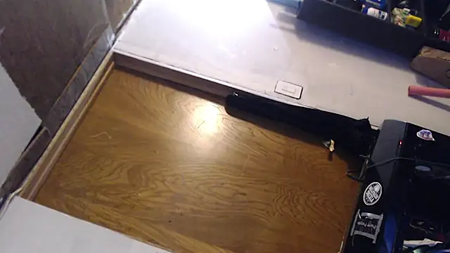 Snapshot of SadCatDaddy chatting on March 9, 8:52 pm SadCatDaddy online show from March 9, 8:52 pm