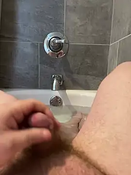 Snapshot of Ucsamiam chatting on March 20, 8:31 am Ucsamiam online show from March 20, 8:31 am