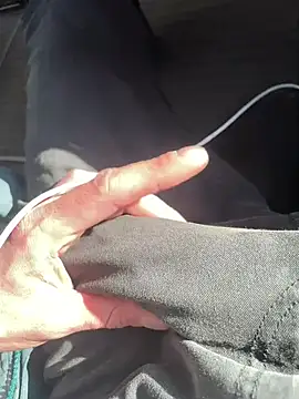 Snapshot of dickeeier420X chatting on March 4, 2:42 pm dickeeier420X online show from March 4, 2:42 pm