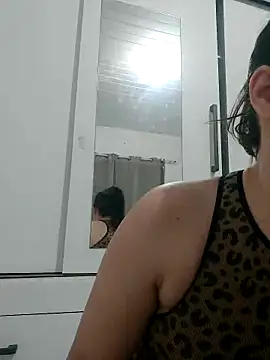 camillebr online show from December 16, 12:04 am