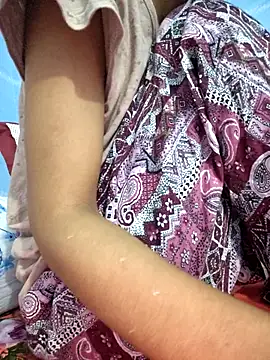 Snapshot of 124pakhi chatting on October 25, 5:19 pm 124pakhi online show from October 25, 5:19 pm