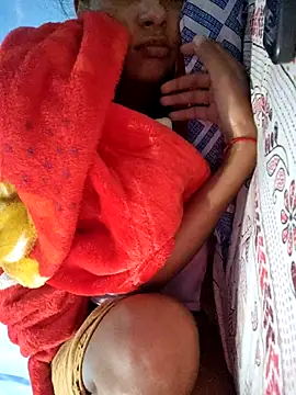 Snapshot of 124pakhi chatting on November 12, 1:50 am 124pakhi online show from November 12, 1:50 am