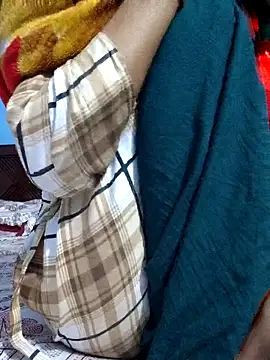 Snapshot of 124pakhi chatting on February 7, 3:32 am 124pakhi online show from February 7, 3:32 am