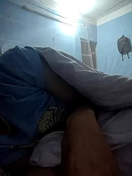 Snapshot of 124pakhi chatting on February 10, 12:15 am 124pakhi online show from February 10, 12:15 am