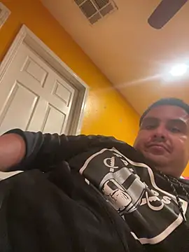 Snapshot of LA_cloudzzpnp chatting on January 8, 7:24 pm LA cloudzzpnp online show from January 8, 7:24 pm