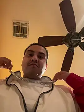 Snapshot of LA_cloudzzpnp chatting on January 11, 6:54 pm LA cloudzzpnp online show from January 11, 6:54 pm