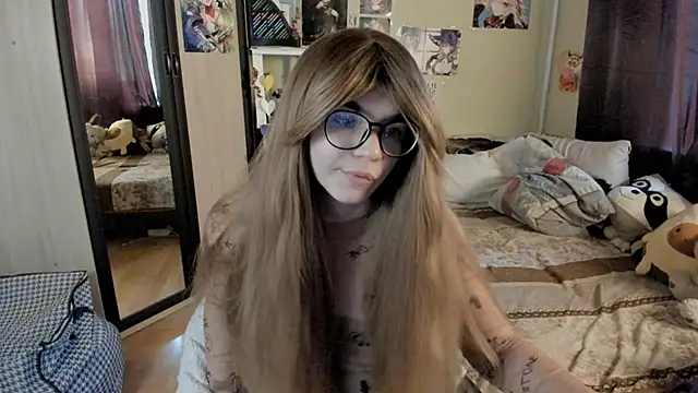 alexiamaleax online show from May 14, 3:35 am