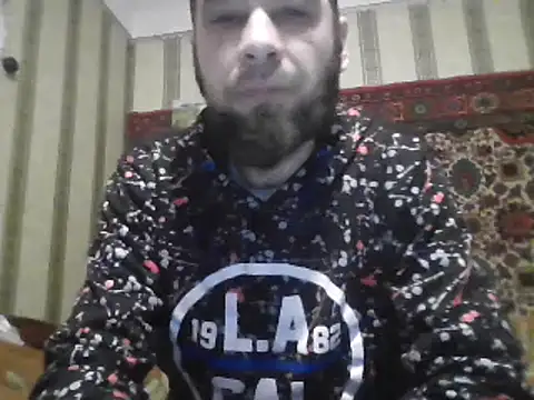 Snapshot of AlferezzSolvajo chatting on February 13, 11:26 pm AlferezzSolvajo online show from February 13, 11:26 pm