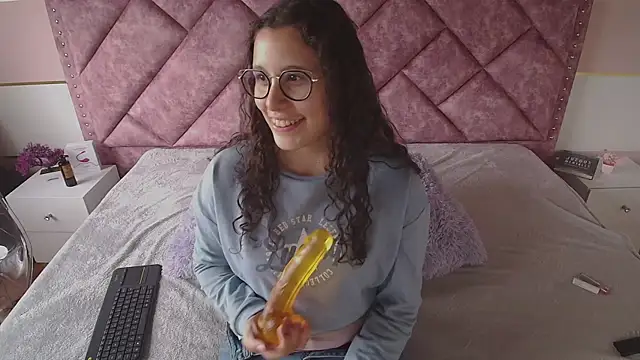 Charlotte  Miller online show from January 14, 10:23 pm