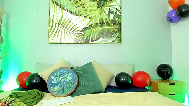 iriis rosse online show from October 31, 1:34 pm