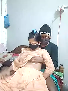 Snapshot of Hot_Nila chatting on January 8, 8:49 am Hot Nila online show from January 8, 8:49 am