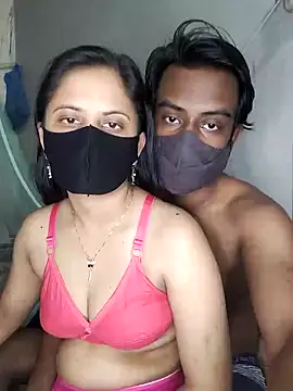 Snapshot of Hot_Nila chatting on January 17, 5:08 pm Hot Nila online show from January 17, 5:08 pm