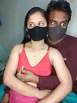 Snapshot of Hot_Nila chatting on February 6, 3:06 am Hot Nila online show from February 6, 3:06 am