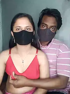 Snapshot of Hot_Nila chatting on February 10, 3:21 pm Hot Nila online show from February 10, 3:21 pm