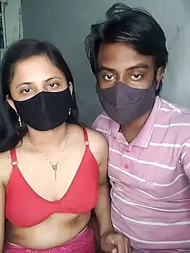 Snapshot of Hot_Nila chatting on February 10, 6:35 pm Hot Nila online show from February 10, 6:35 pm