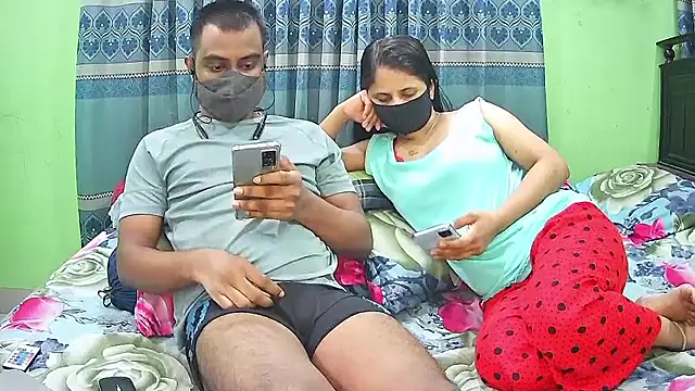 Snapshot of Hot_Nila chatting on September 22, 3:52 am Hot Nila online show from September 22, 3:52 am