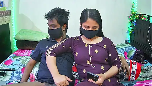 Hot Nila online show from February 17, 3:47 am