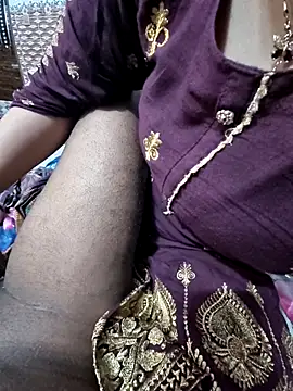 Hot Nila online show from March 14, 3:45 am