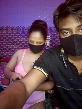 Hot Nila online show from May 17, 2:31 am