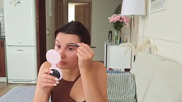 KristineEsme online show from March 12, 6:08 am