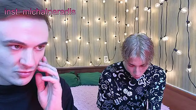 Snapshot of michael_sexdevil chatting on October 17, 4:53 pm michael sexdevil online show from October 17, 4:53 pm