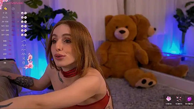 Snapshot of LunaBlossomX chatting on January 12, 2:45 am LunaBlossomX online show from January 12, 2:45 am