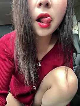 Snapshot of SSSniang- chatting on February 9, 5:50 am SSSniang- online show from February 9, 5:50 am