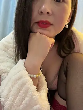 Snapshot of SSSniang- chatting on February 14, 4:37 am SSSniang- online show from February 14, 4:37 am