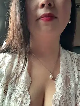 Snapshot of SSSniang- chatting on February 20, 8:28 am SSSniang- online show from February 20, 8:28 am