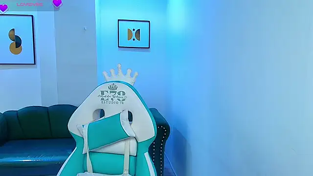 Snapshot of Arianna_sweeet chatting on October 14, 3:40 am Arianna sweeet online show from October 14, 3:40 am