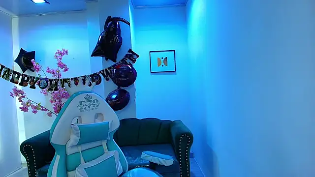 Snapshot of Arianna_sweeet chatting on October 30, 4:03 am Arianna sweeet online show from October 30, 4:03 am