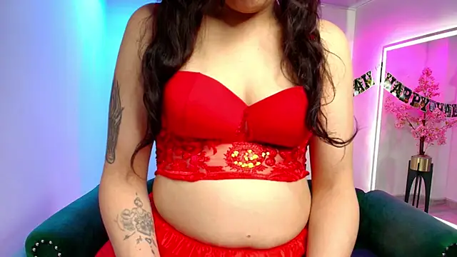 Snapshot of Arianna_sweeet chatting on October 31, 3:35 pm Arianna sweeet online show from October 31, 3:35 pm